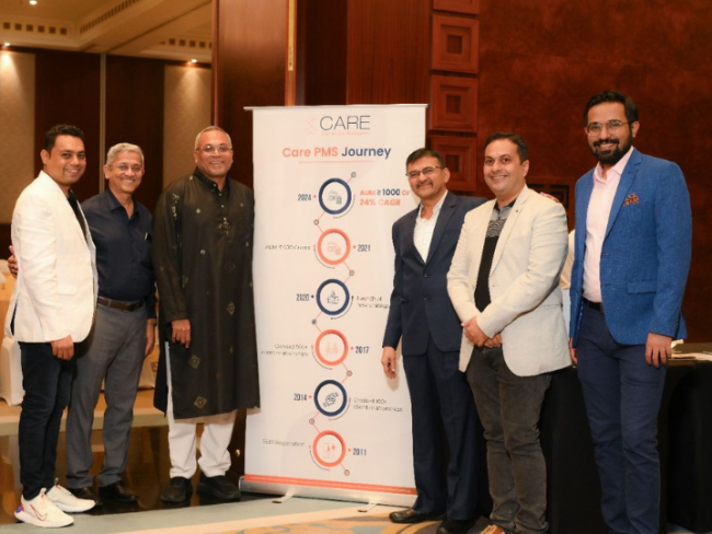 Celebrating 1000 Cr AUM in Dubai Celebrating 1000 Cr AUM in Dubai