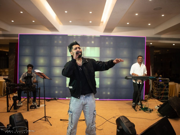 Celebrating 1000 Cr AUM in Mumbai!